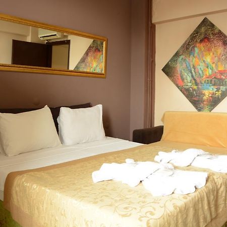 Esra Sultan Petrol Hotel Istanbul Exterior foto