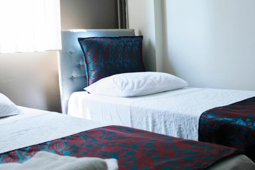 Esra Sultan Petrol Hotel Istanbul Zimmer foto