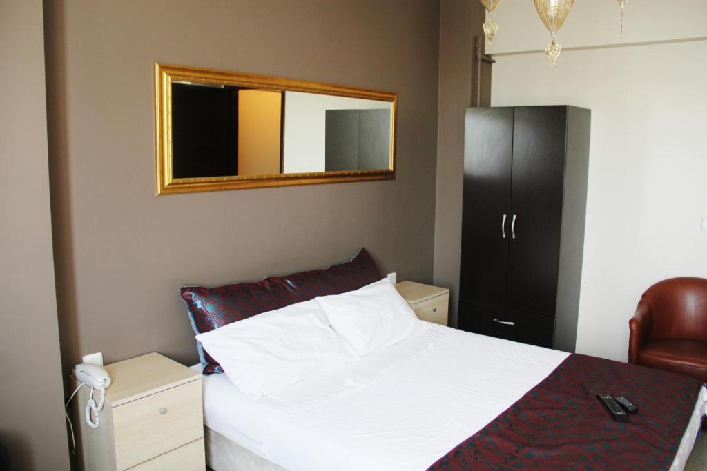 Esra Sultan Petrol Hotel Istanbul Zimmer foto