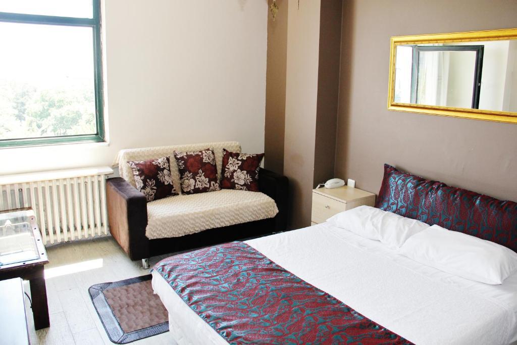 Esra Sultan Petrol Hotel Istanbul Zimmer foto